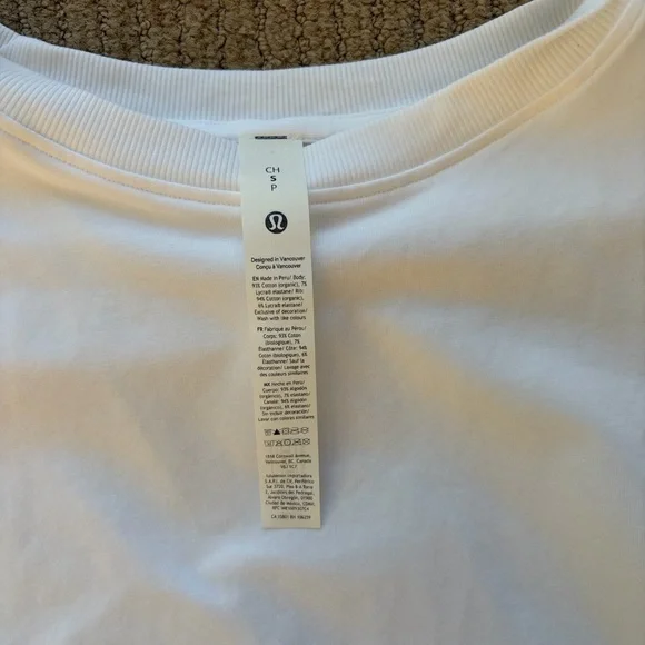 Lululemon Athletica White Short Sleeve Tee - Picture 5 of 6